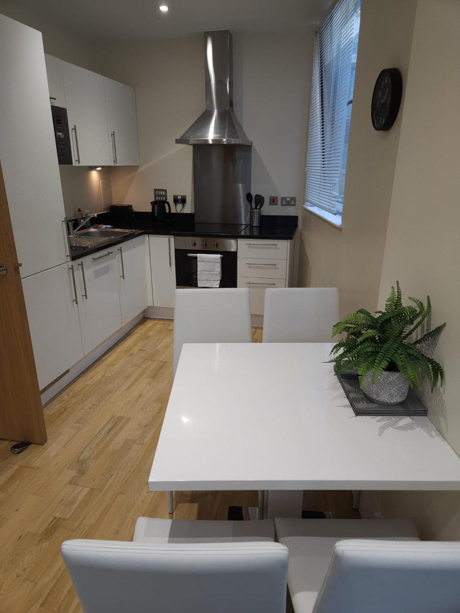 Comfy Spacious Apartment In Canary Wharf London Eksteriør billede